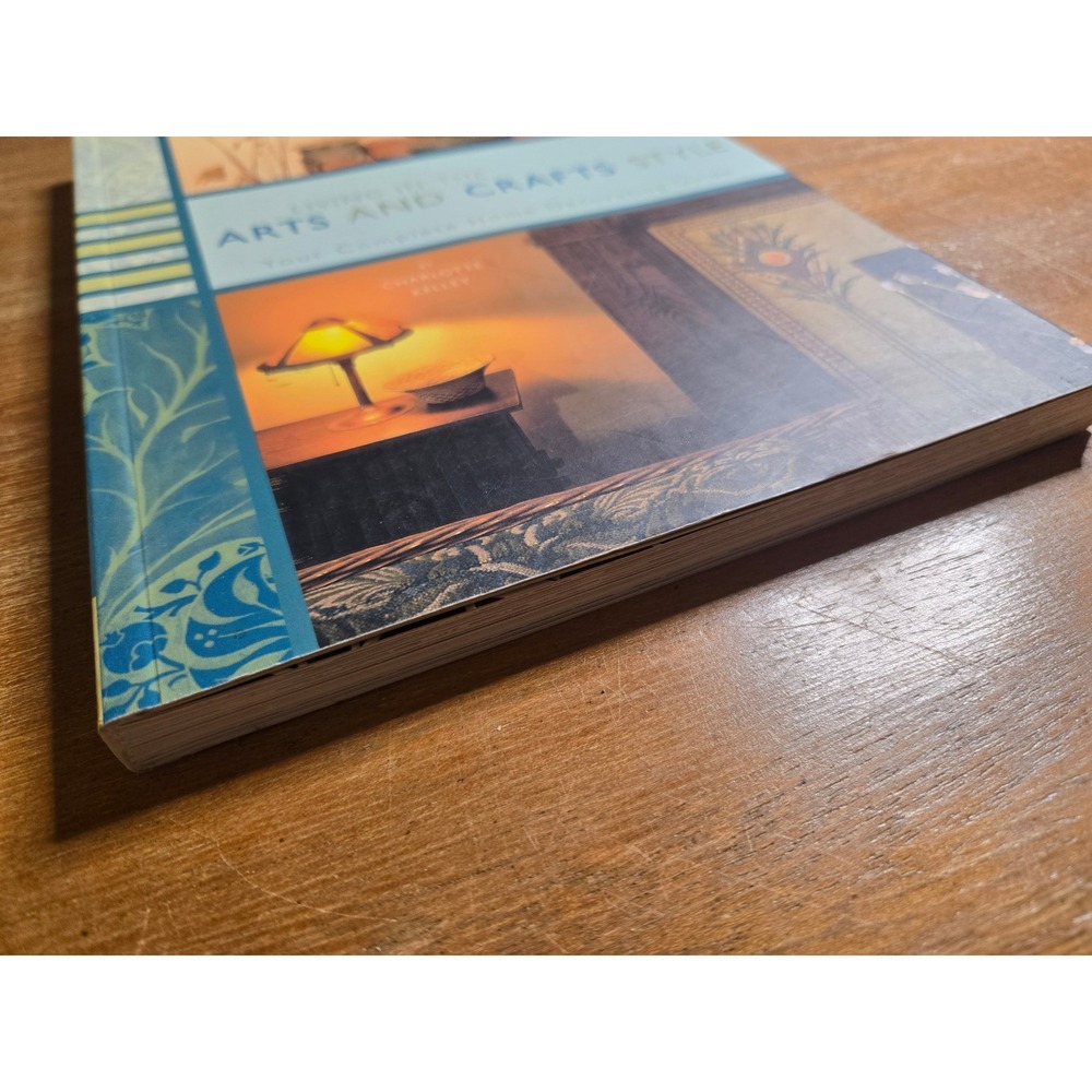 Chronicle Books Living in the Arts and Crafts Style Charlotte Kelley PB Book - Picture 2 of 9